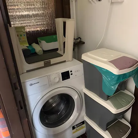 Casa Vacanze 別荘 ラヴェーノ・モンベッロ