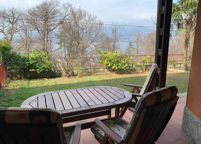 Casa Vacanze * Laveno-Mombello